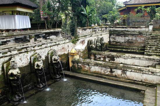 Holy spring water in Elephant Cave Ubud