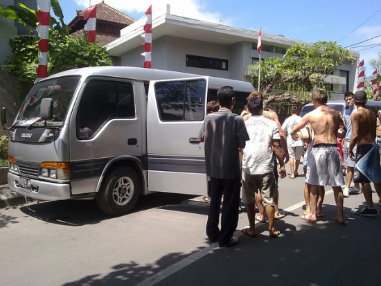 Minibus Car Rental in Indonesia