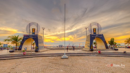 Losari Beach in the afternoon