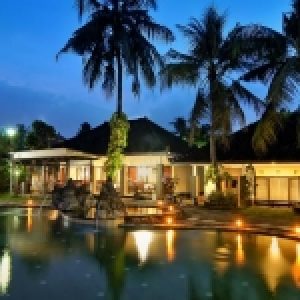 Dewi Sinta Hotel and Restaurant